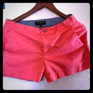 Banana Republic Hampton Fit Orange shorts sz 4